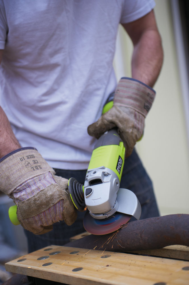 Углошлифмашина RYOBI R18AG-0 (без батареи) система ONE +
