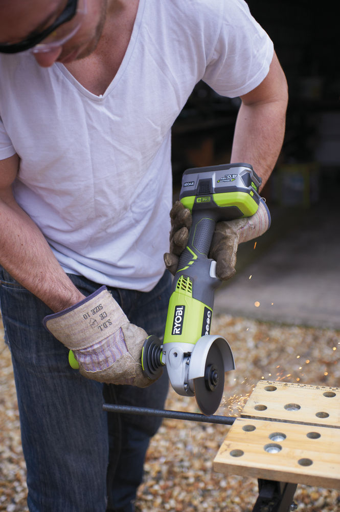 Углошлифмашина RYOBI R18AG-0 (без батареи) система ONE +