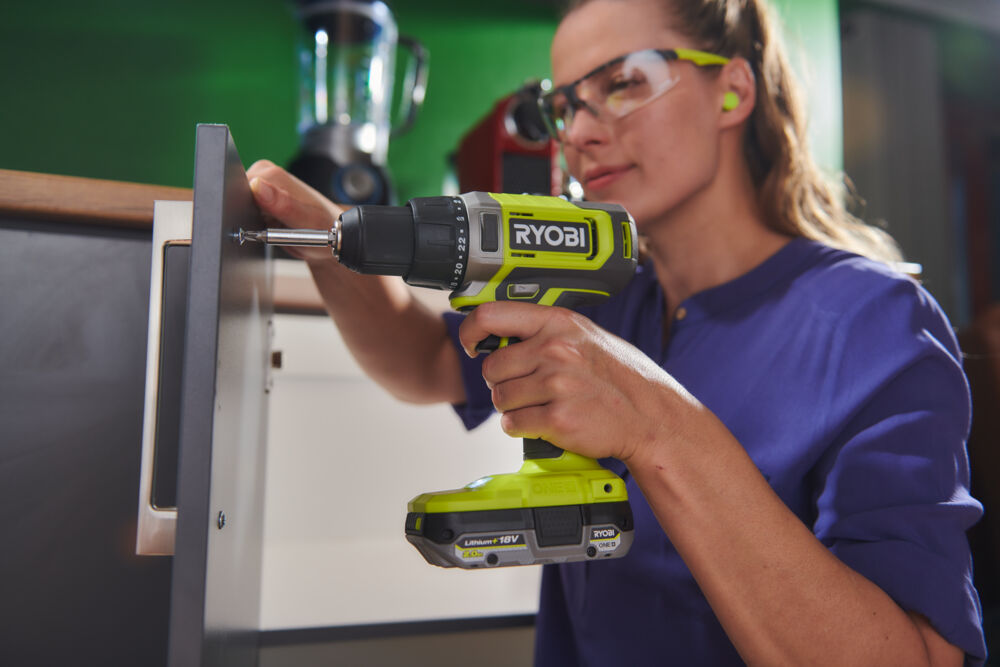 Дрель-шуруповерт RYOBI RDD18-0 (без батареи) система ONE +