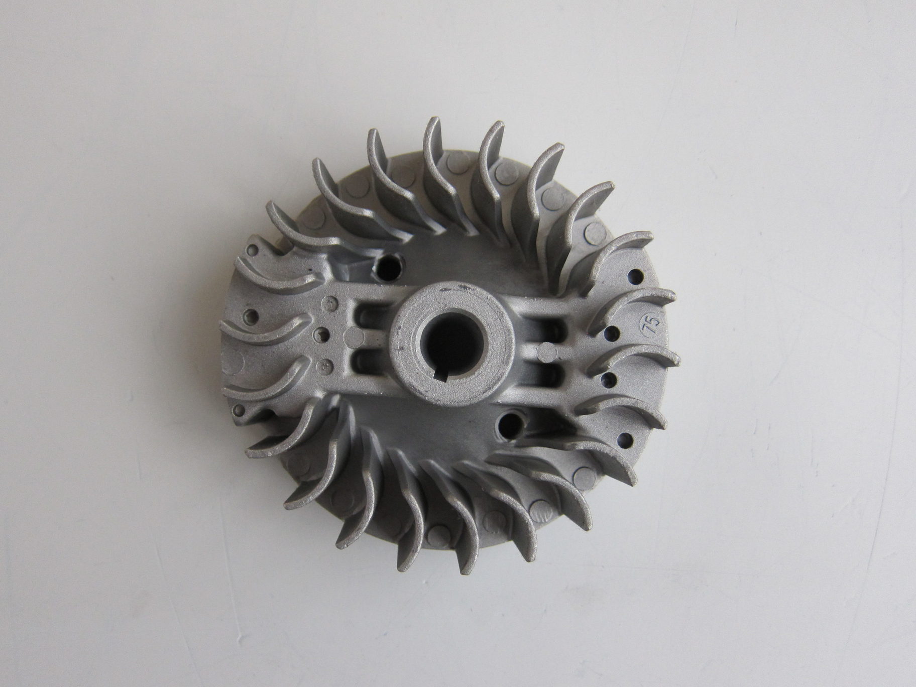Маховик (FLYWHEEL) 61110292R