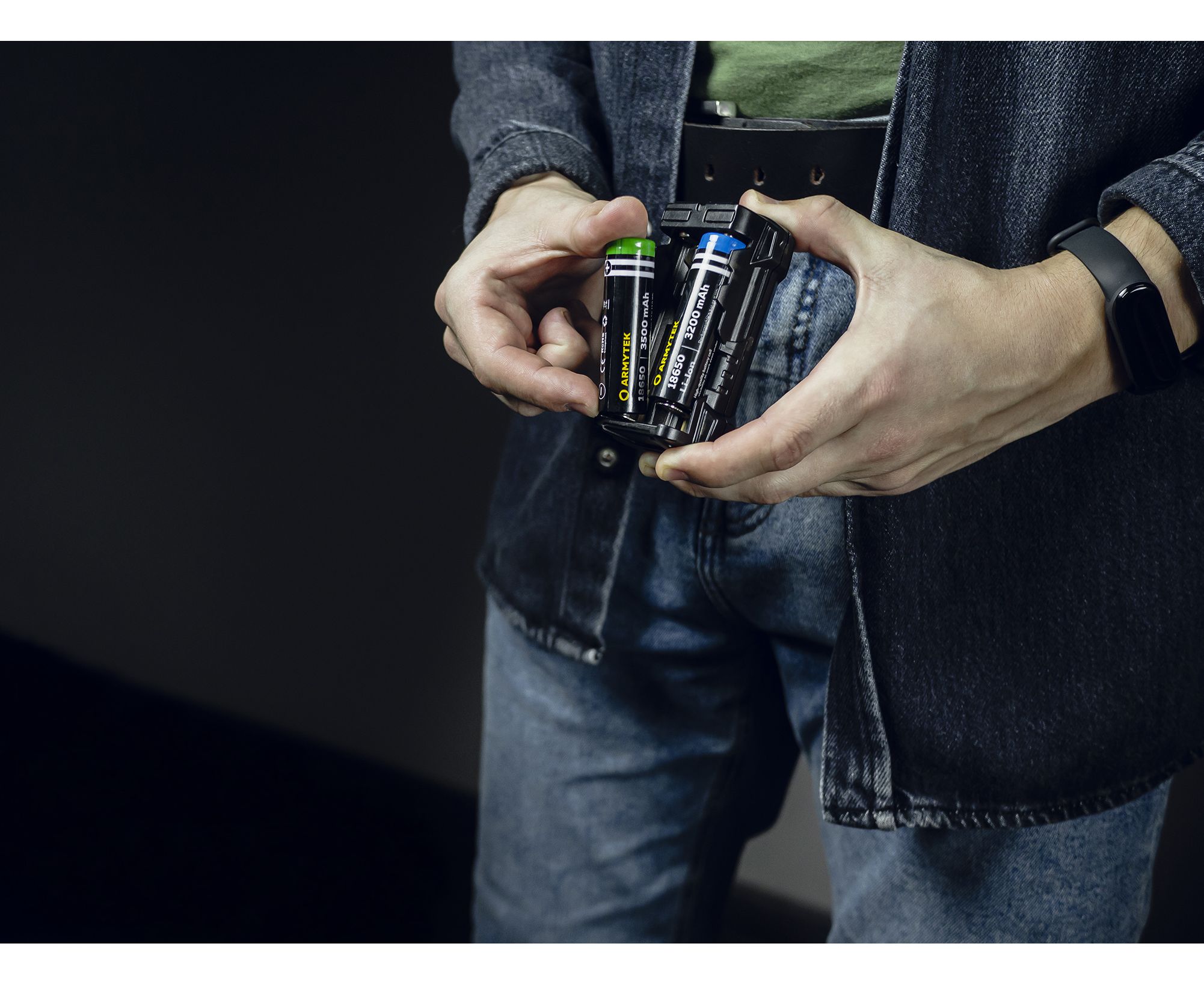 Зарядное устройство Armytek Handy C2 VE