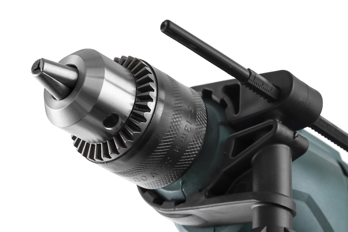 Дрель ударная Hammer UDD710D