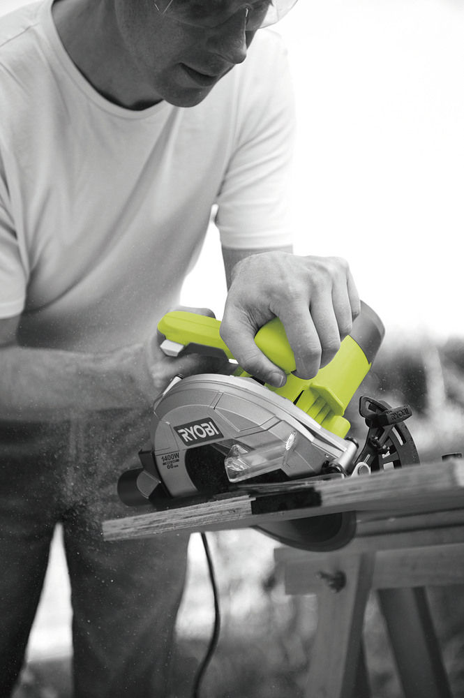 Пила циркулярная RYOBI RCS1400-G