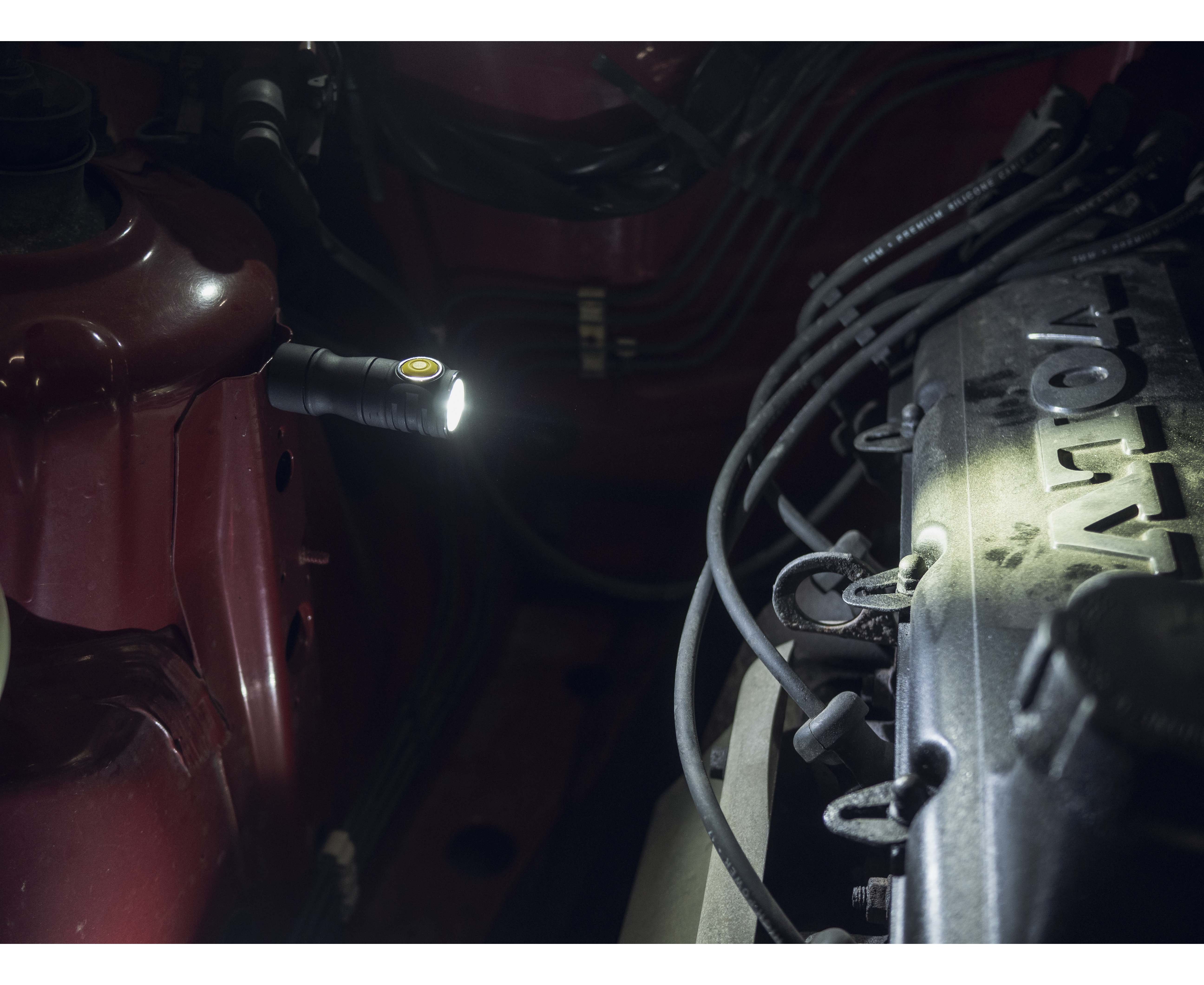 Фонарь Armytek Prime C1 Pro Белый