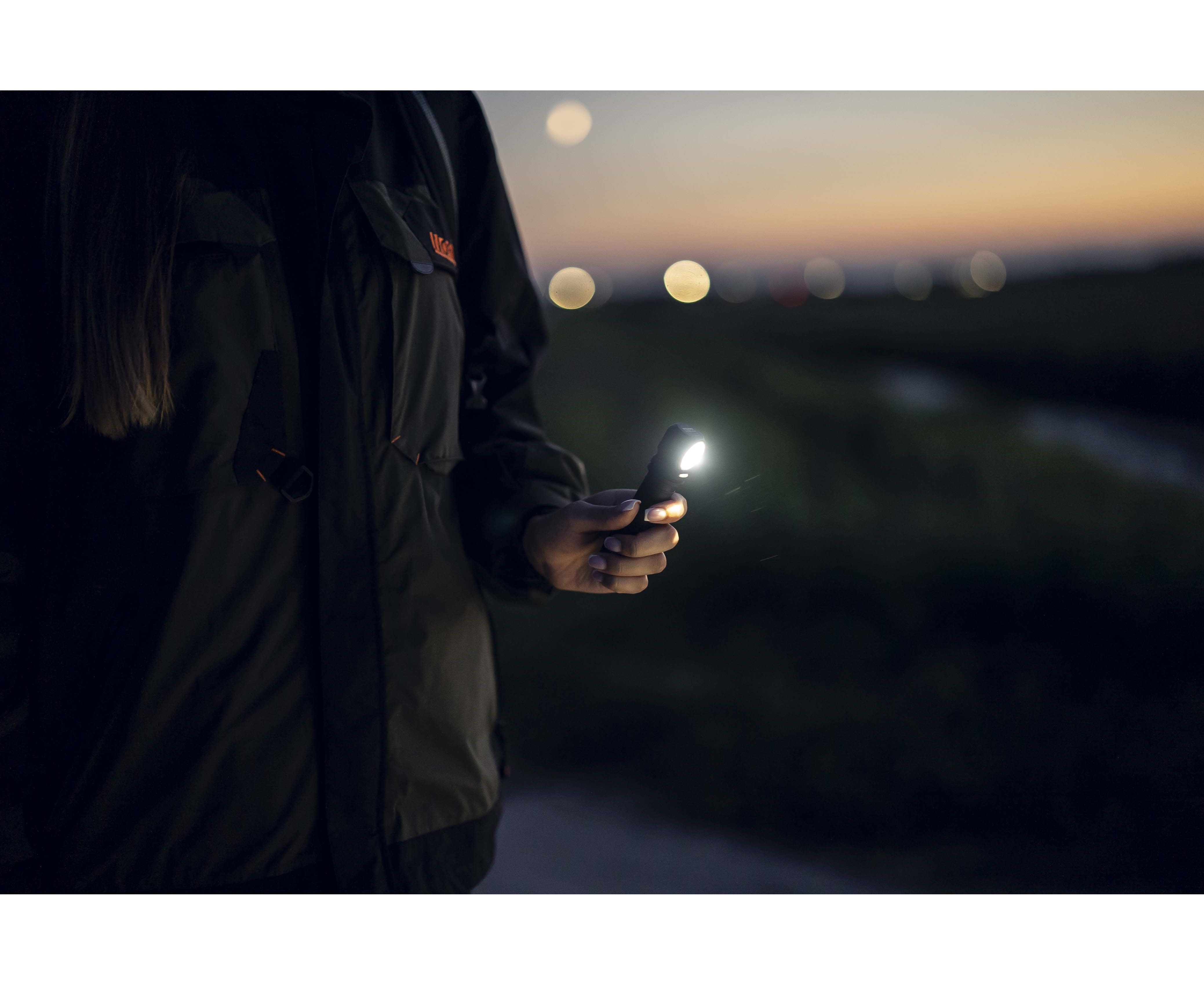 Фонарь Armytek Wizard C2 Pro Max Magnet USB LR