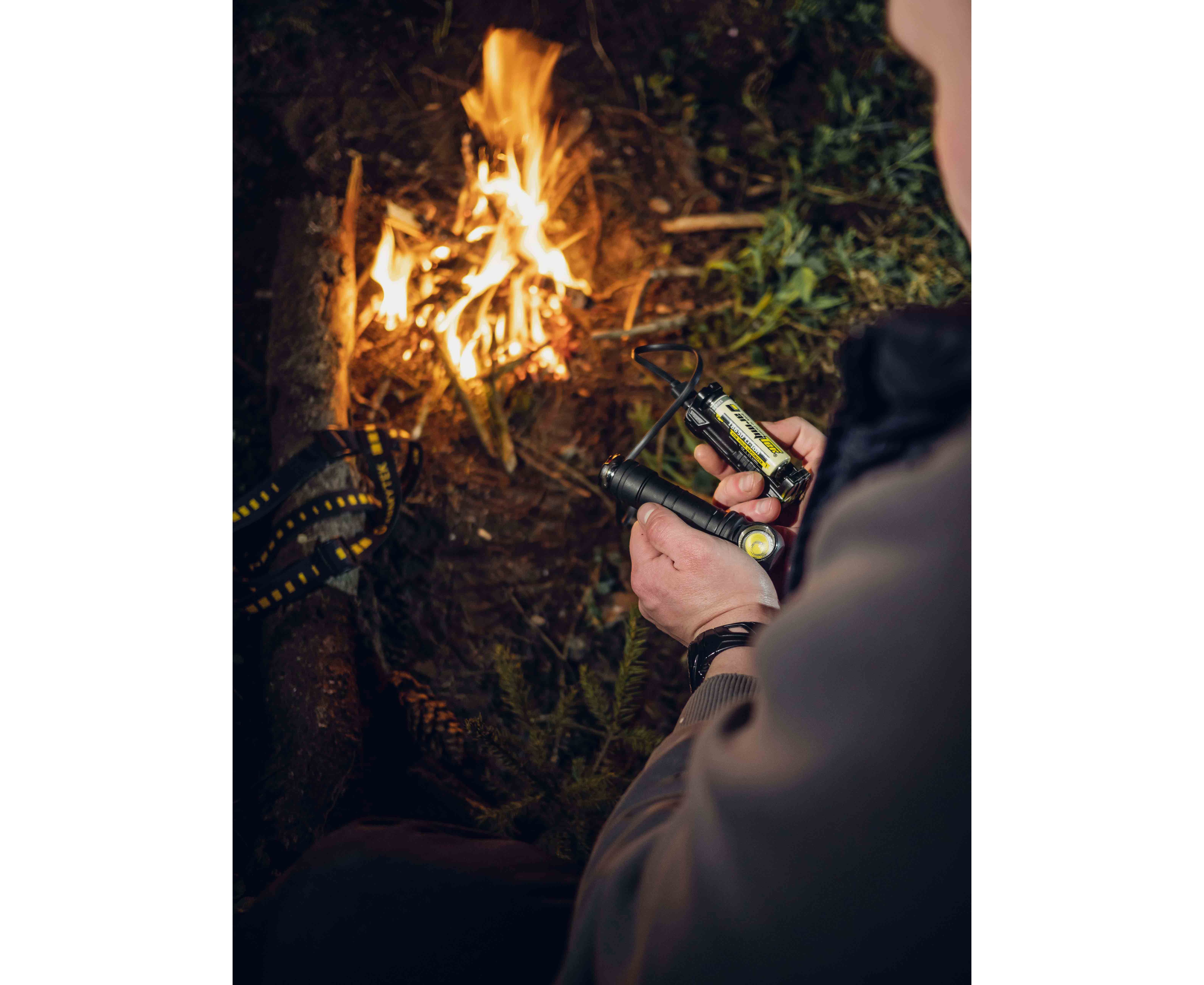 Фонарь Armytek Wizard C2 Pro Max Magnet USB Теплый